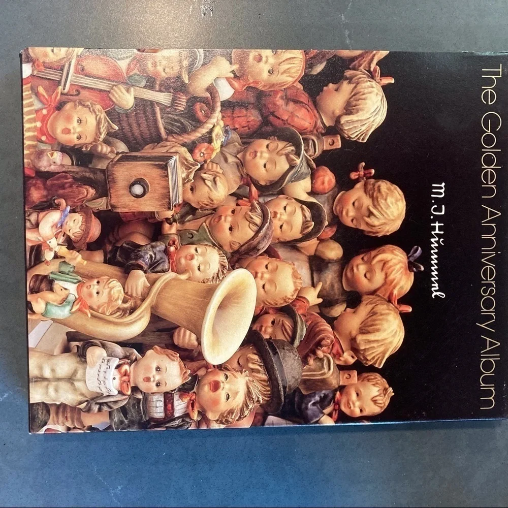 VINTAGE HUMMEL GOLDEN ANNIVERSARY HARDBACK BOOK